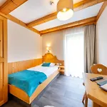 Mountainclub Ronach 4*