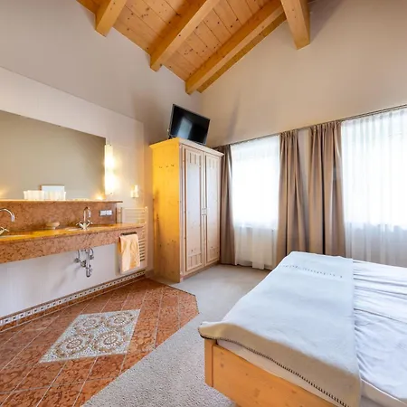 Hotel Ronach
