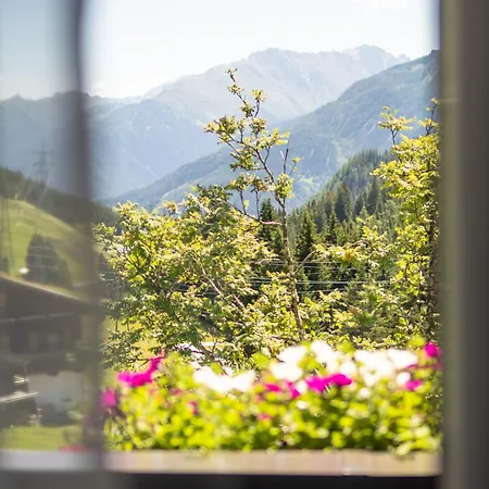 Mountainclub Ronach Hotel